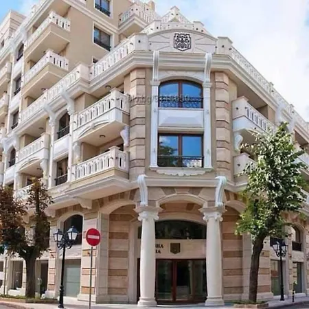 Apartamento Yo One - Lux Central Apt With Terrace And Parking