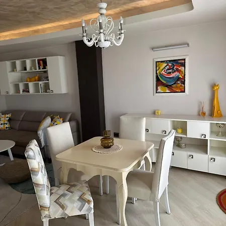 Yo One - Lux Central Apt With Terrace And Parking *