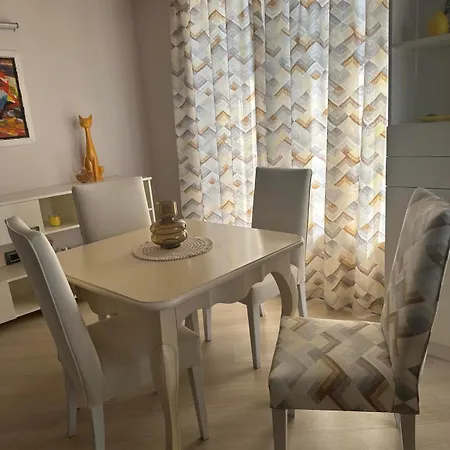 Yo One - Lux Central Apt With Terrace And Parking Διαμέρισμα